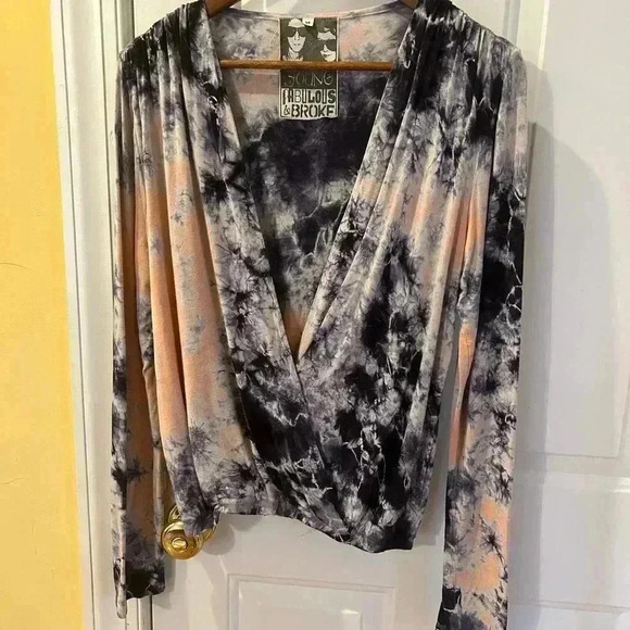 Young Fabulous & Broke Hamlet Top Size M - Picture 2 of 8